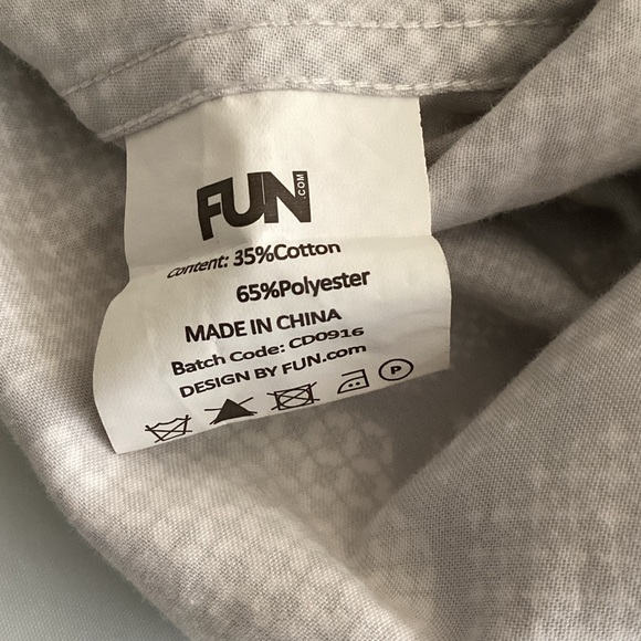 The Dark Knight Joker’s Hexagon Shirt – Halloween Costume/Fancy Dress – Size XL - Picture 7 of 7